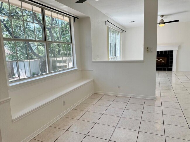 Building Photo - 11112 Marden Ln
