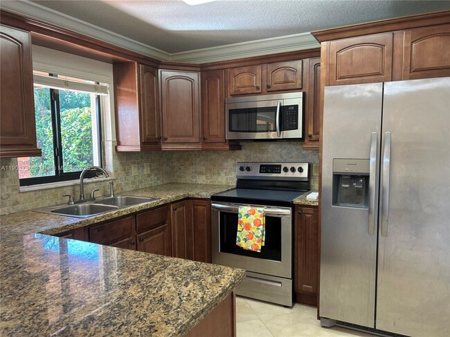 Building Photo - 14670 SW 49th St