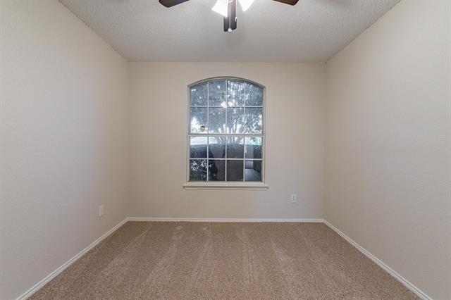 Building Photo - 3307 Syracuse Dr