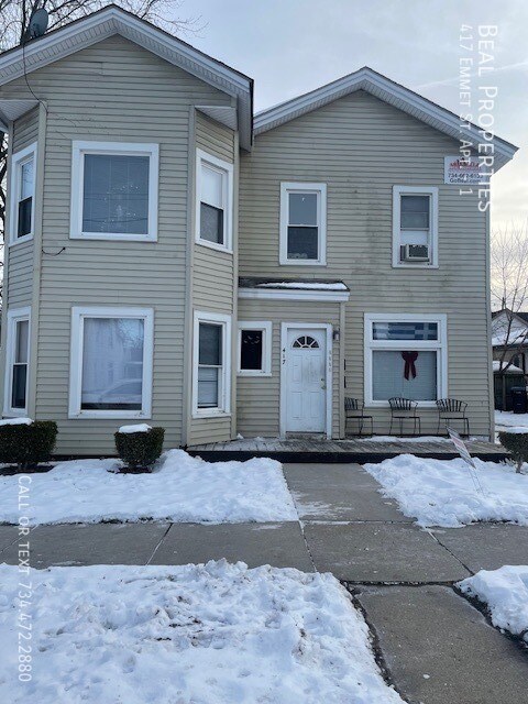 Building Photo - 417 Emmet St