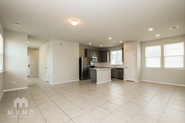 Building Photo - 252 Fabion St