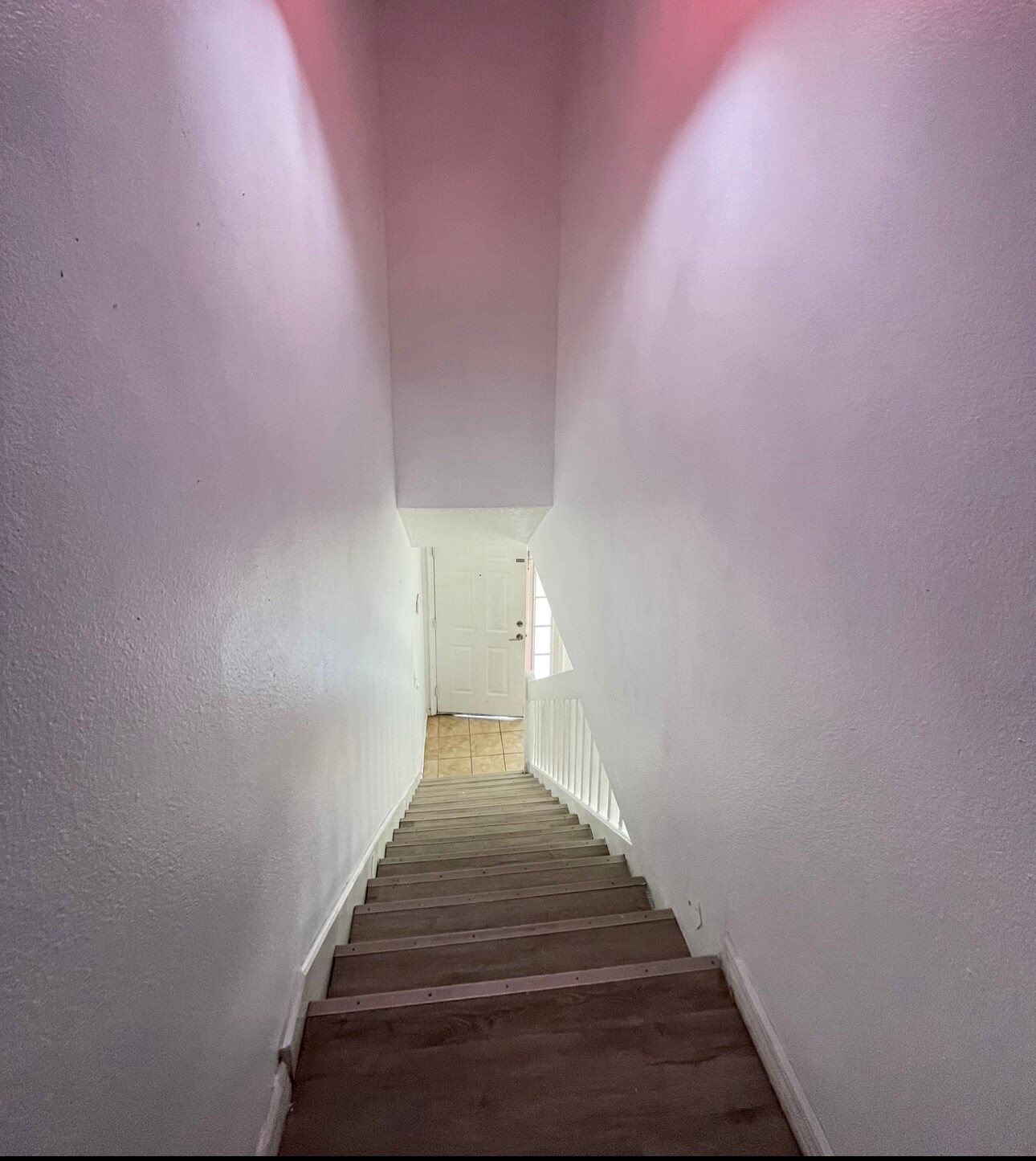 Building Photo - 924 Sykes Ct