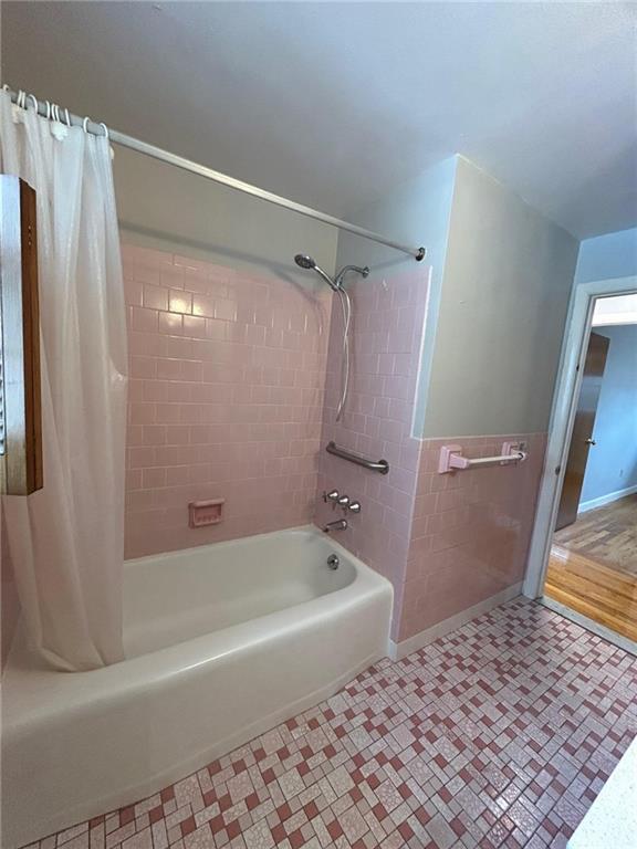 Building Photo - 75 Hopeworth Ave