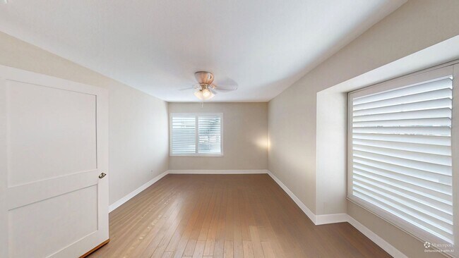 Building Photo - Beautiful 2-Bed/2-Bath Condo