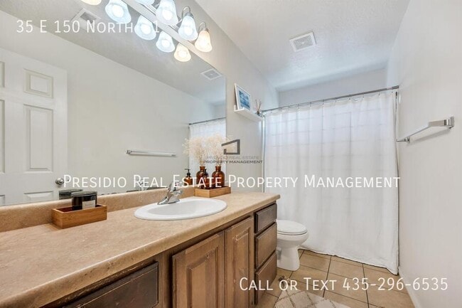 Building Photo - 35 E 150 N