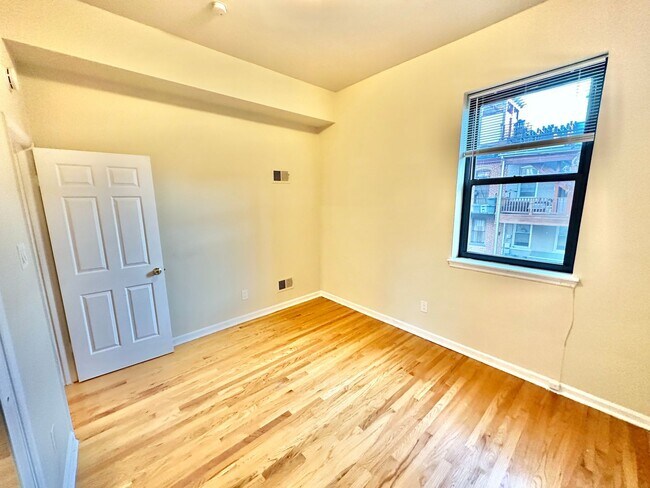 Building Photo - 1762 U St NW