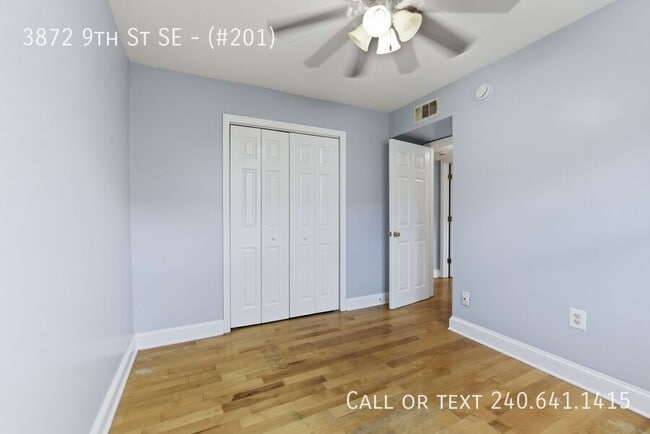 Building Photo - 3872 9th St SE