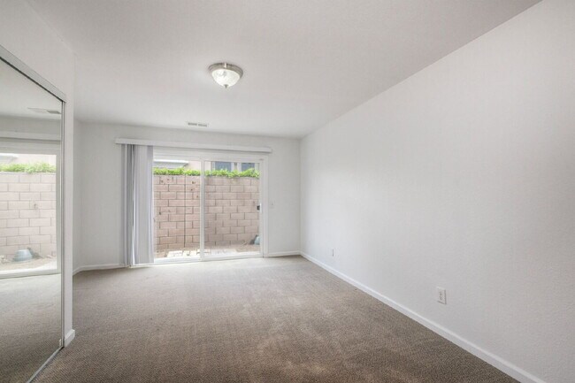 Building Photo - Tamarack Coastal Retreat! 1/2 Duplex with ...