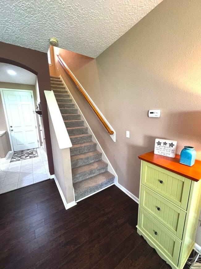 Building Photo - 3685 Creswick Cir
