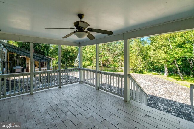 Building Photo - 3714 Hummer Rd