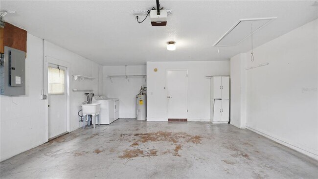Building Photo - 8296 Gallup Rd
