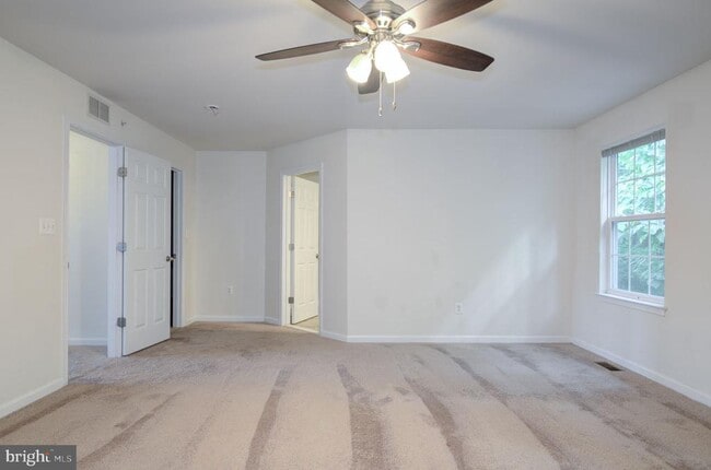 Building Photo - 3401 Eagle Ridge Dr