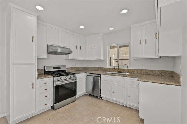 Building Photo - 9427 Lemona Ave