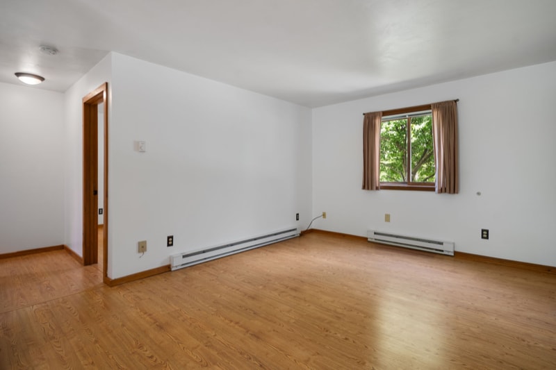 Building Photo - 1895 E Shore Dr