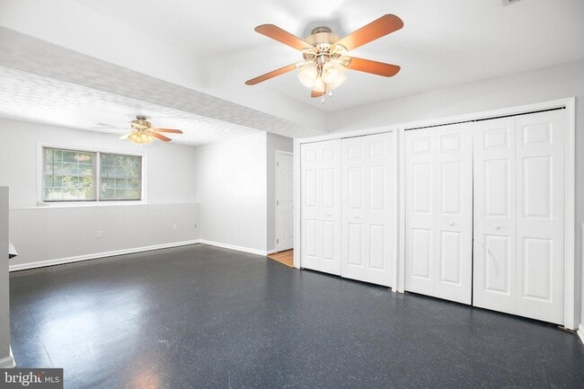 Building Photo - 7303 Sunset Ridge Ct