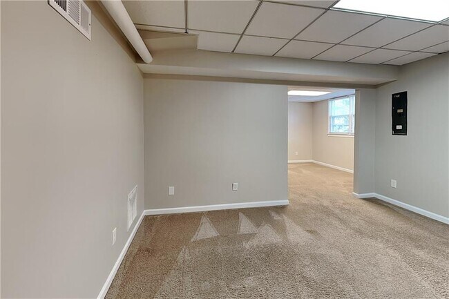 Building Photo - 1285 Grayland Hills Dr