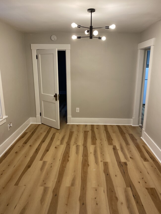 Dining area - 135 Highland Ave