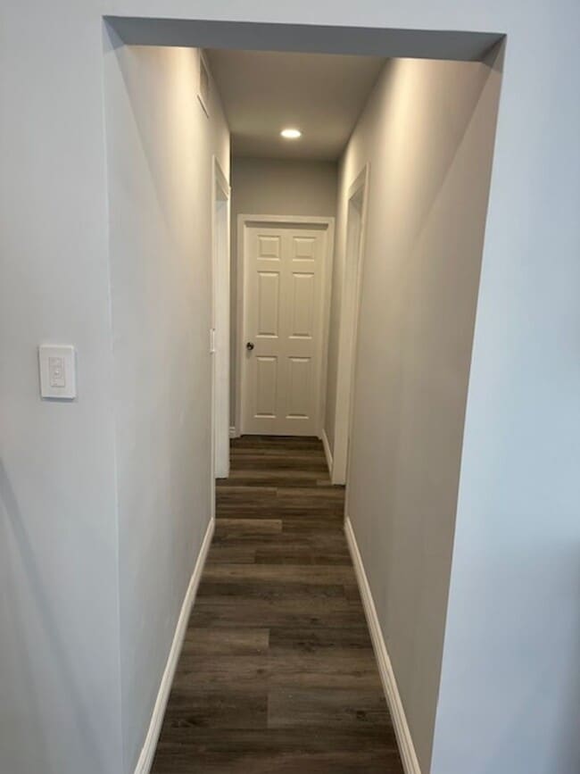 Building Photo - 6003 Klump Ave