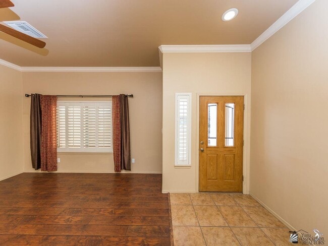 Building Photo - 10392 E 39th Pl