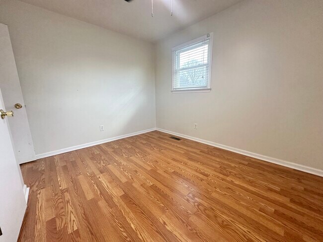 Building Photo - 3935 Elkton Trail