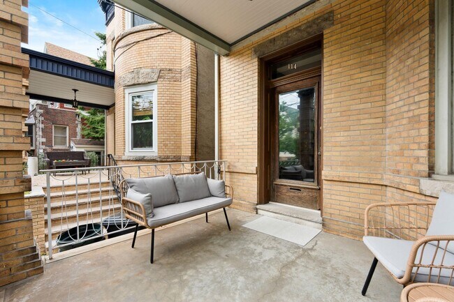 Building Photo - 114 Shippen St