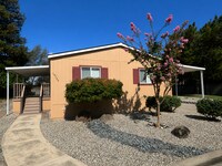 Building Photo - 14750 Cardoza Ct