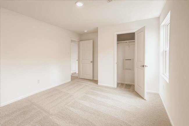 Building Photo - 10434 Cloud Nine Ct