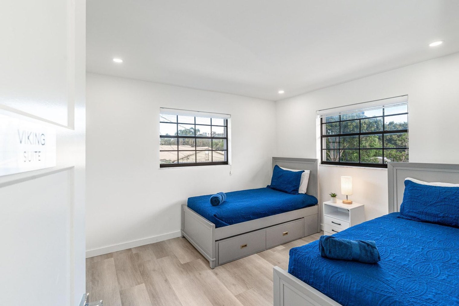 Building Photo - 807-809 Southwest 14th Court-SI FL2-ID1475657P