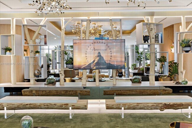 Building Photo - 488 NE 18th St