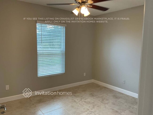 Building Photo - 714 Munich St NW