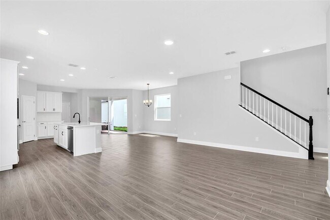 Building Photo - 12743 Brodlove Ln