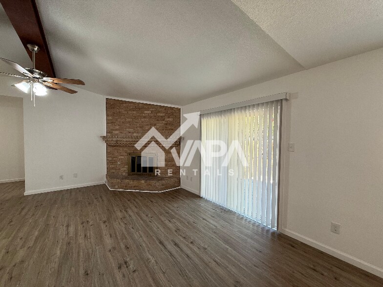 Building Photo - 11411 Big Elk Dr