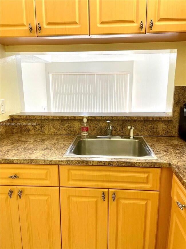 Building Photo - 245 NW 109th Ave