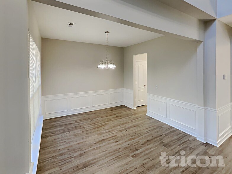 Building Photo - 3850 Windstream Way