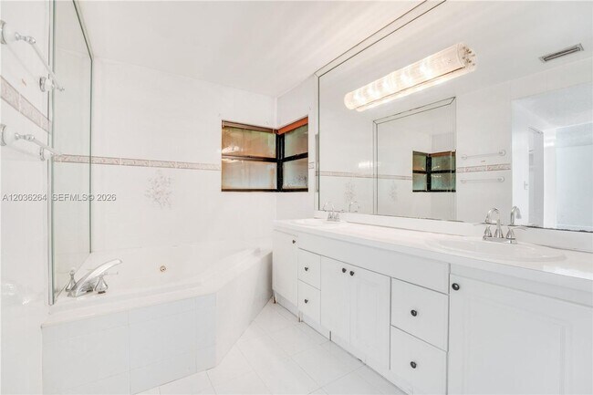 Building Photo - 15241 SW 150th St