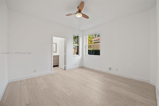 Building Photo - 2497 Bay Isle Dr