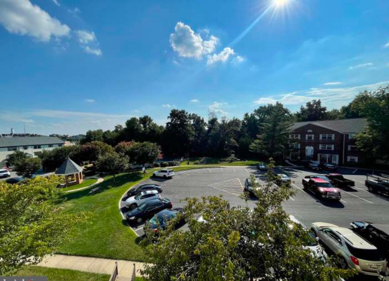 Building Photo - 4417 Romlon St