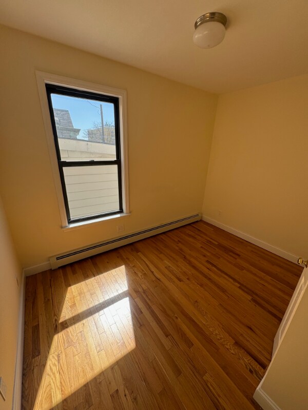 Building Photo - 30-32 N Terrace Ave