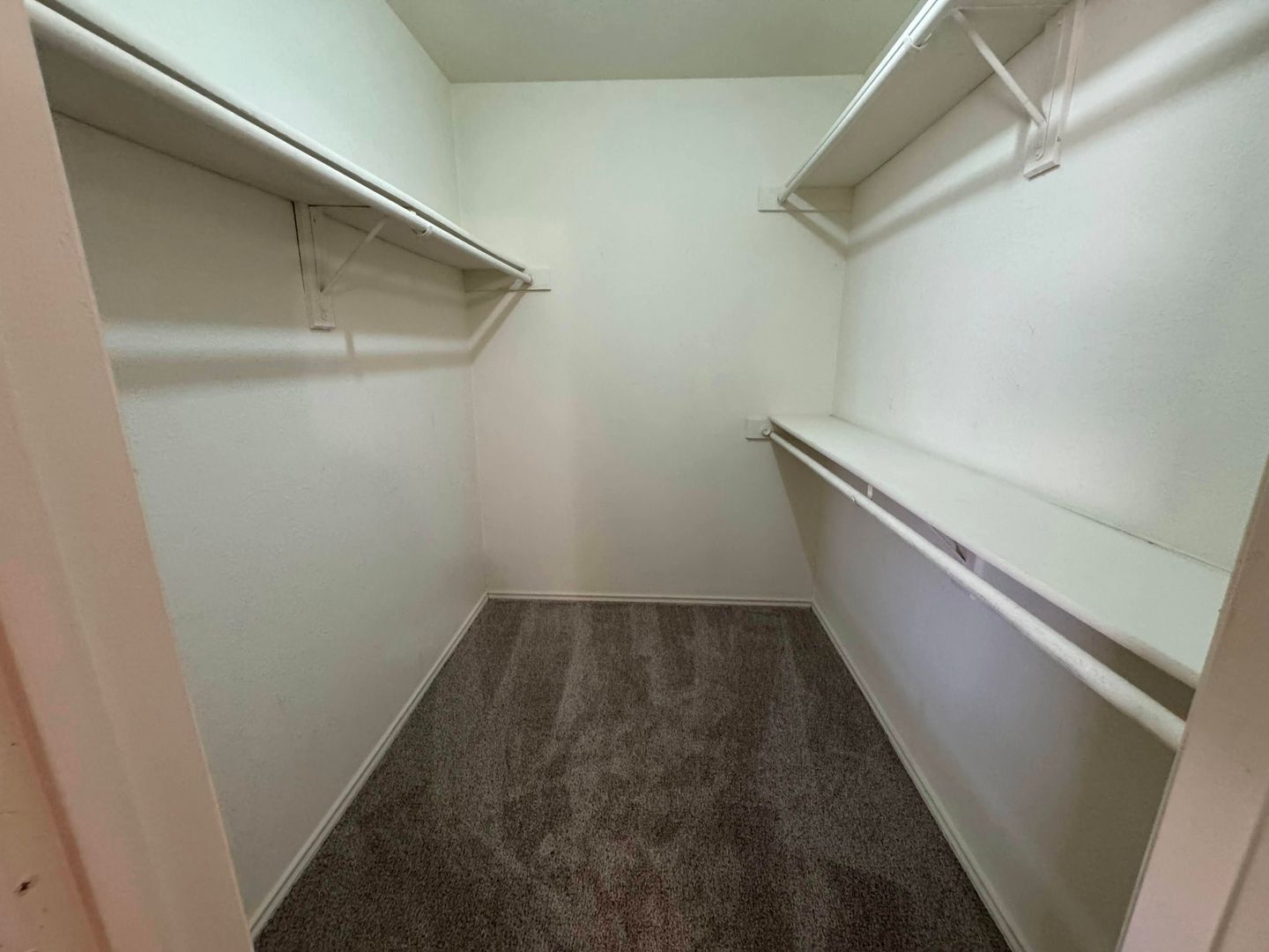 Building Photo - 4600 Greyhound Dr