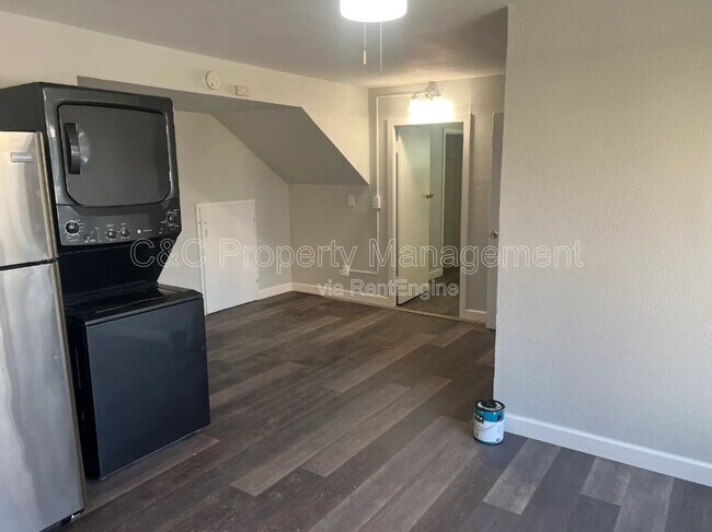 Building Photo - 1140 West St