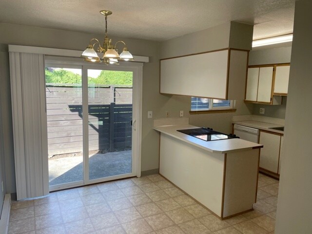 Building Photo - 2817 SW Multnomah Blvd