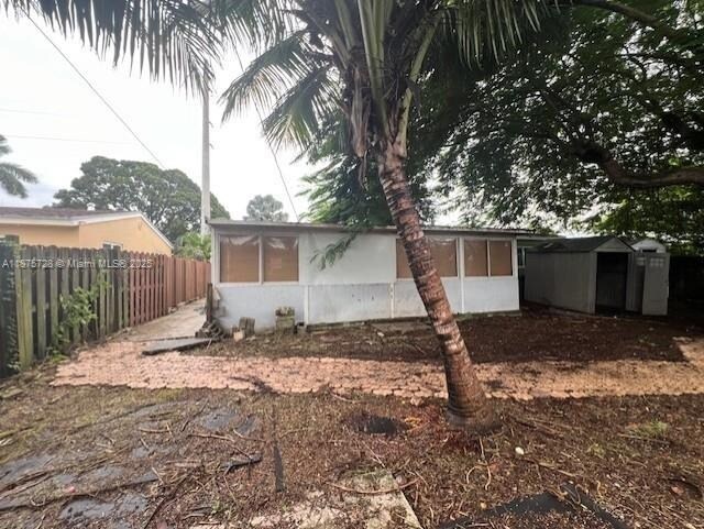 Building Photo - 3038 Arthur St