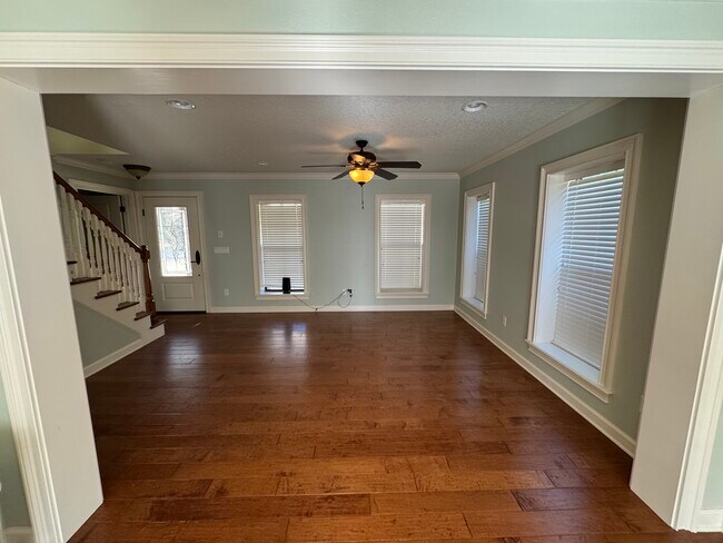 Building Photo - 31536 Soaring Hawk Ln