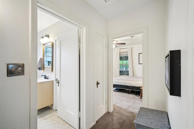 Building Photo - 801 Bishop St