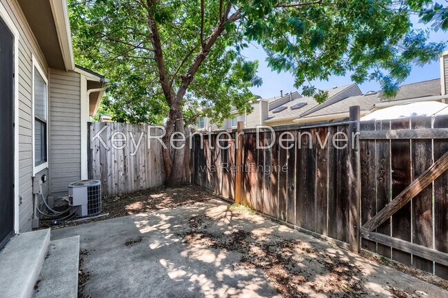 Building Photo - 4603 S Fraser Ct