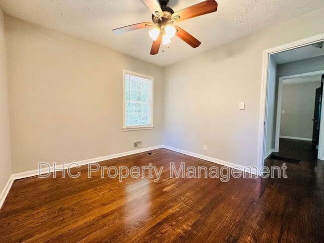 Building Photo - 3630 Boulder Park Dr SW