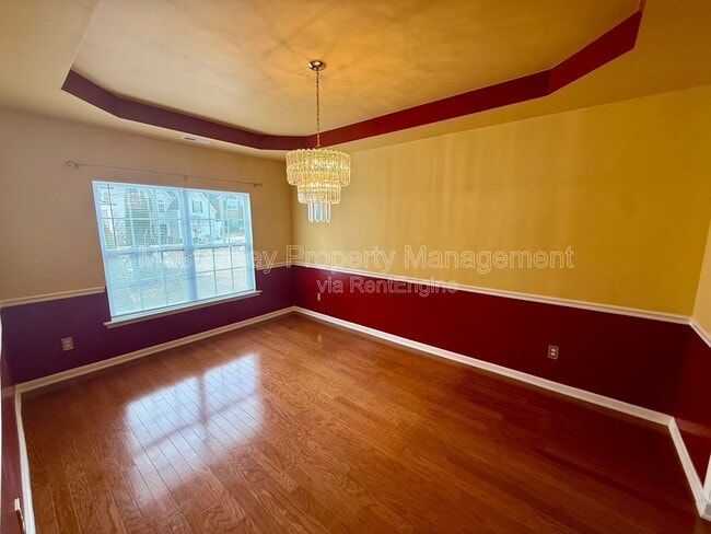 Building Photo - 105 Penncross Dr