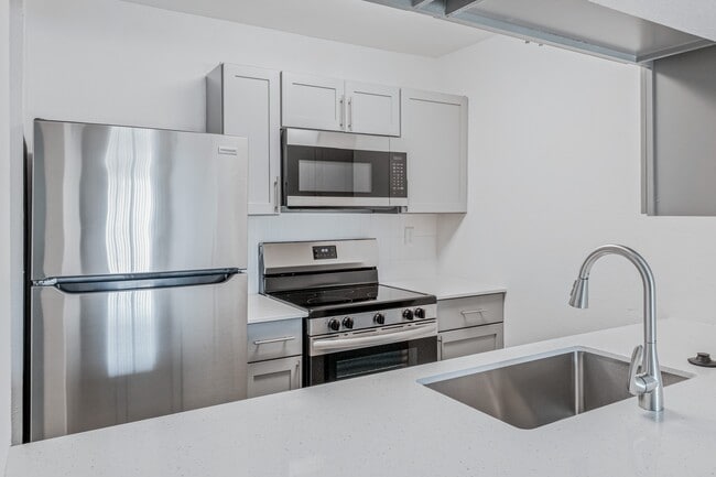Building Photo - Water Ridge Apartments