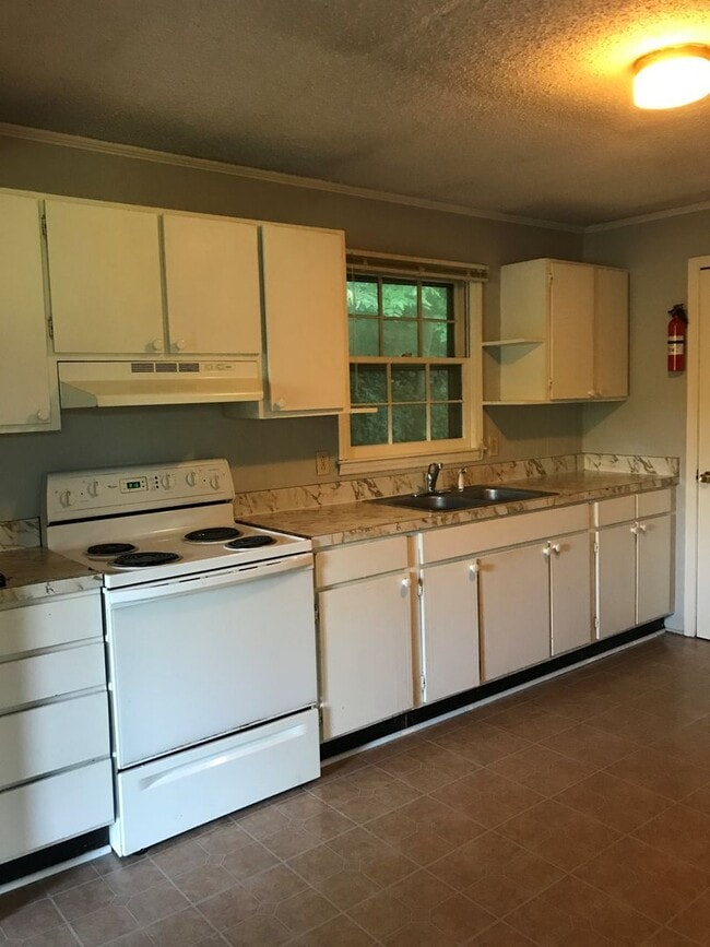 Building Photo - 462 Bub Teems Rd