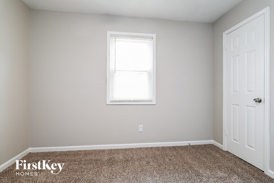 Building Photo - 2592 Chippewa Ct NW